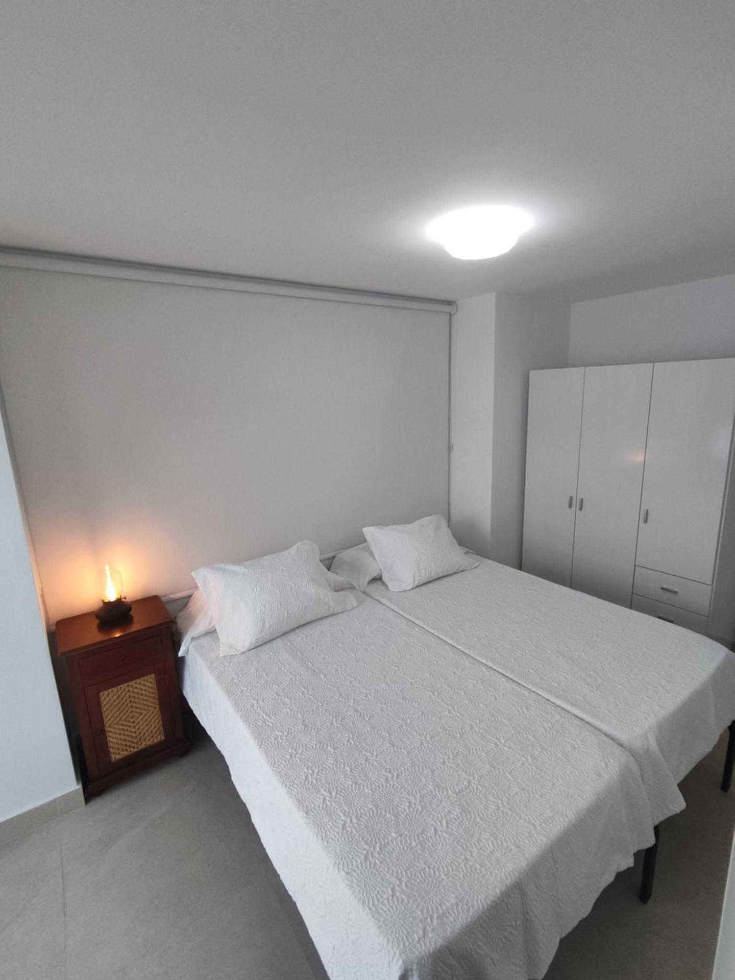Front Sea View Penthouse Apartment Estepona Exterior photo