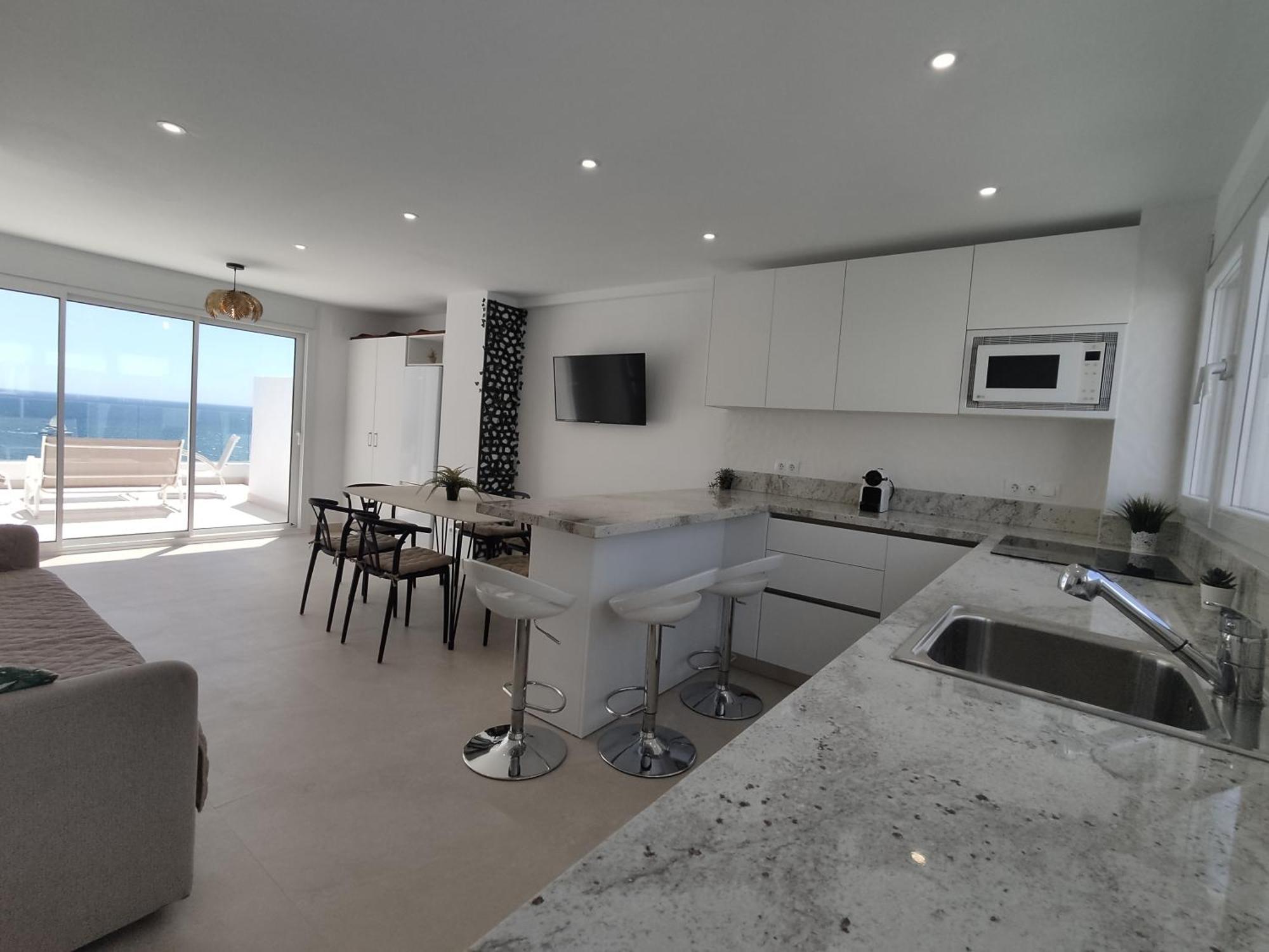 Front Sea View Penthouse Apartment Estepona Exterior photo
