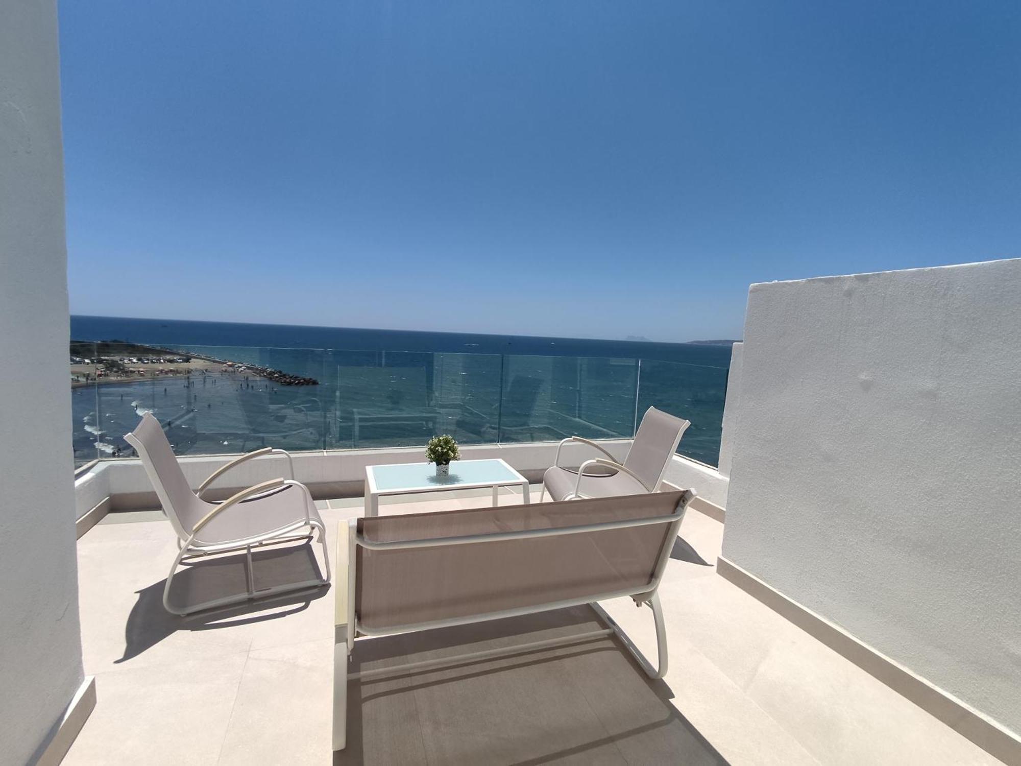 Front Sea View Penthouse Apartment Estepona Exterior photo